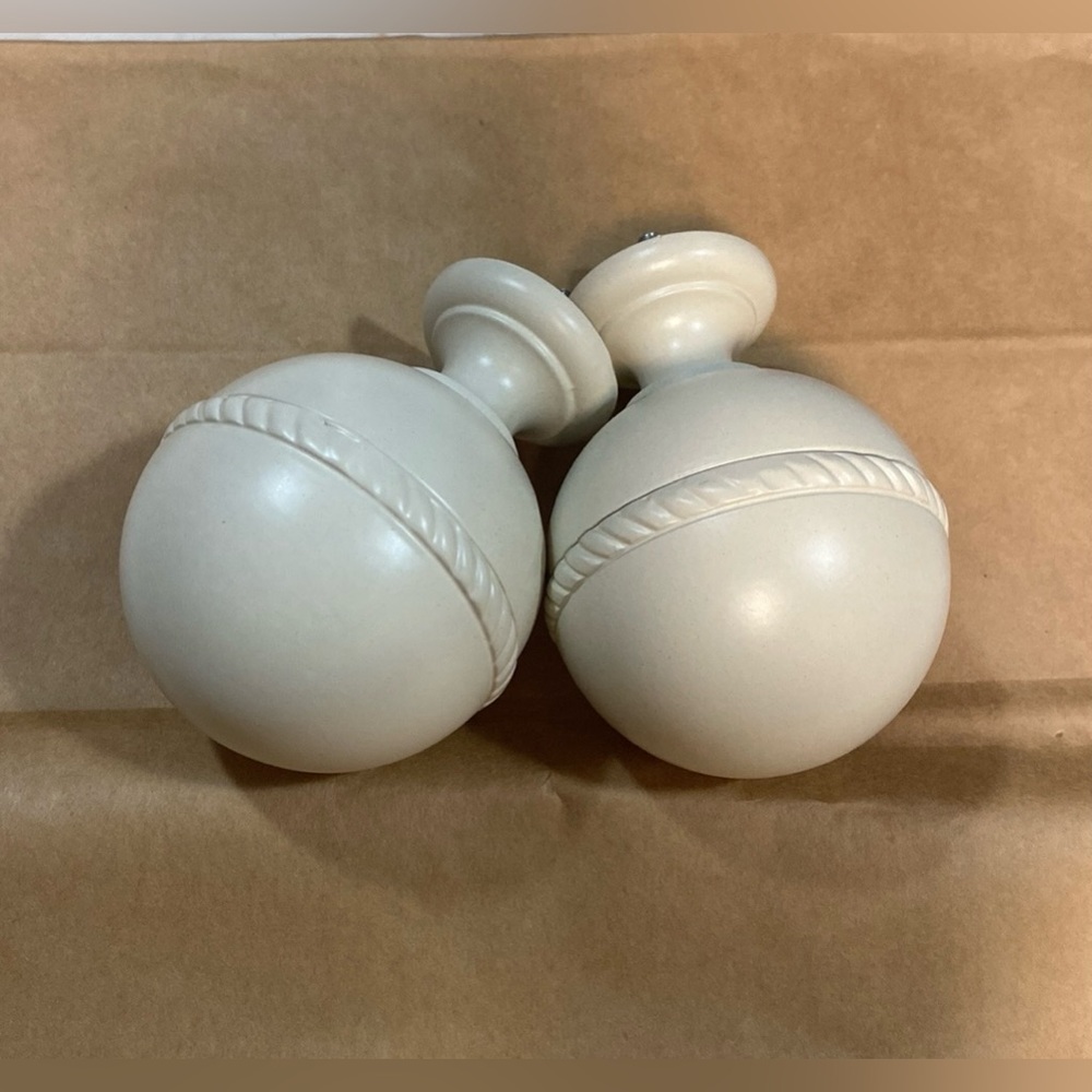NIB! Berkshire Becket Round Rope Trim Finials | Set of 4 - Picture 3 of 7